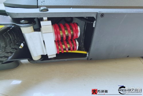 探夢(mèng)者L1 Pro智能電動(dòng)滑板車 引領(lǐng)智慧出行的代步新裝備